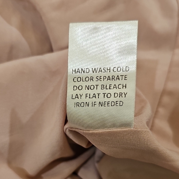 Le Lis Collection Blush Pink Flutter Sleeve Tiered Midi Dress Sz M - Picture 9 of 10